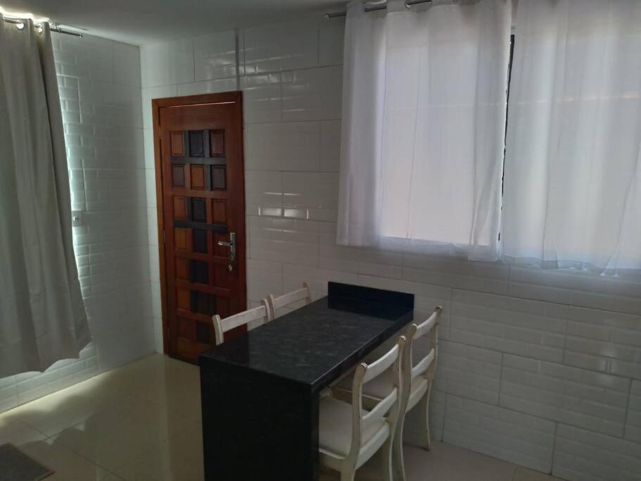 Casa Agradavel Em Camboriu Com Estacionamento No Patioヴィラ エクステリア 写真