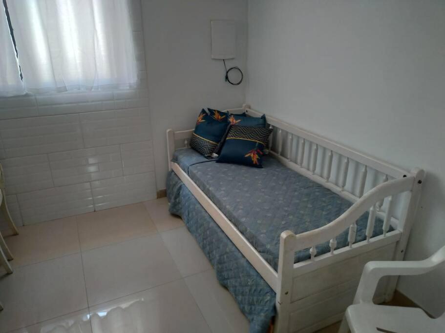 Casa Agradavel Em Camboriu Com Estacionamento No Patioヴィラ エクステリア 写真
